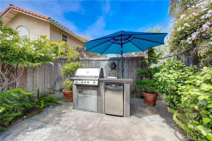 375 N 6th Street, Grover Beach, California 93433