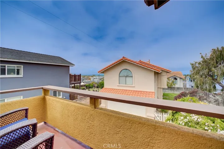 375 N 6th Street, Grover Beach, California 93433