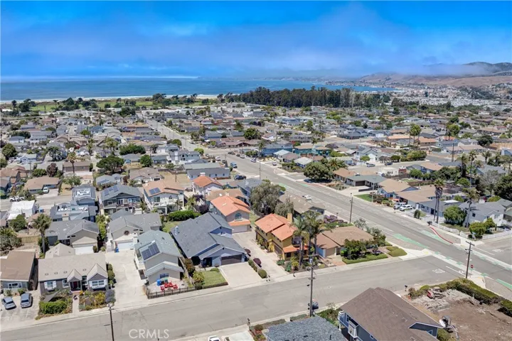 375 N 6th Street, Grover Beach, California 93433