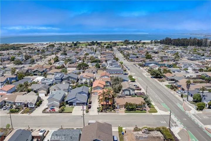 375 N 6th Street, Grover Beach, California 93433