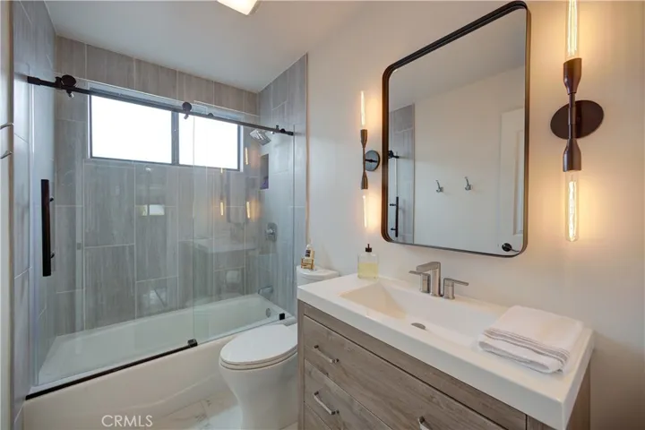 375 N 6th Street, Grover Beach, California 93433