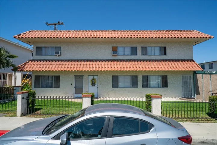 25907 Oak Street, Lomita, California 90717