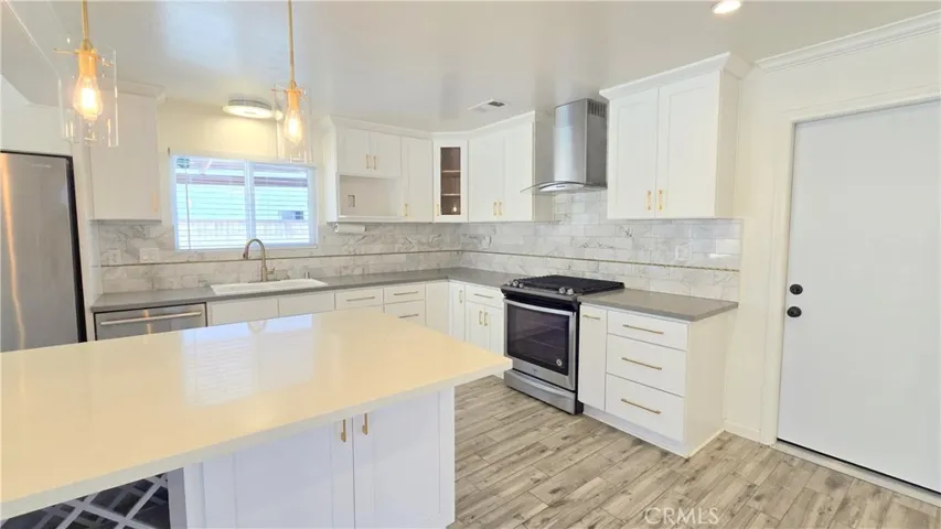 2324 Los Bentos Drive, Hacienda Heights, California 91745