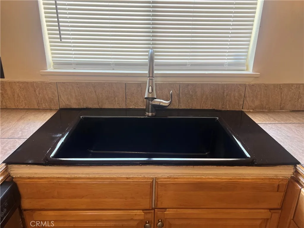 3700 Mountain Avenue 1, San Bernardino, California 92404 home-pic-9