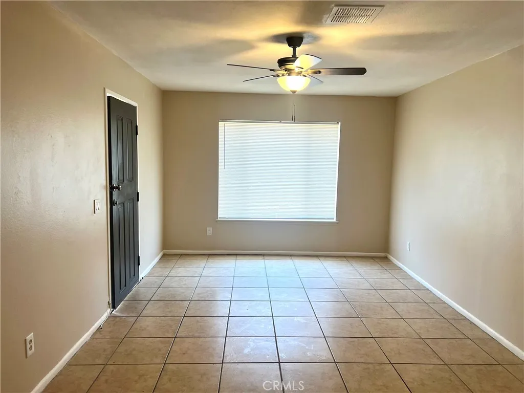 3700 Mountain Avenue 1, San Bernardino, California 92404 home-pic-2