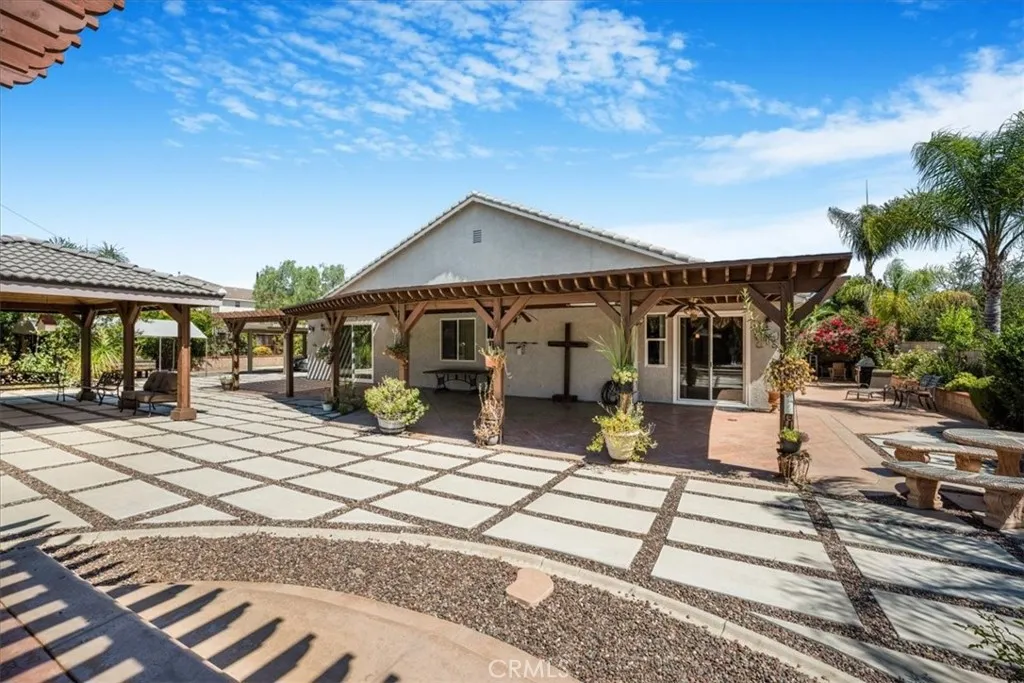 19247 Mountain Shadow Lane, Perris, California 92570 home-pic-54