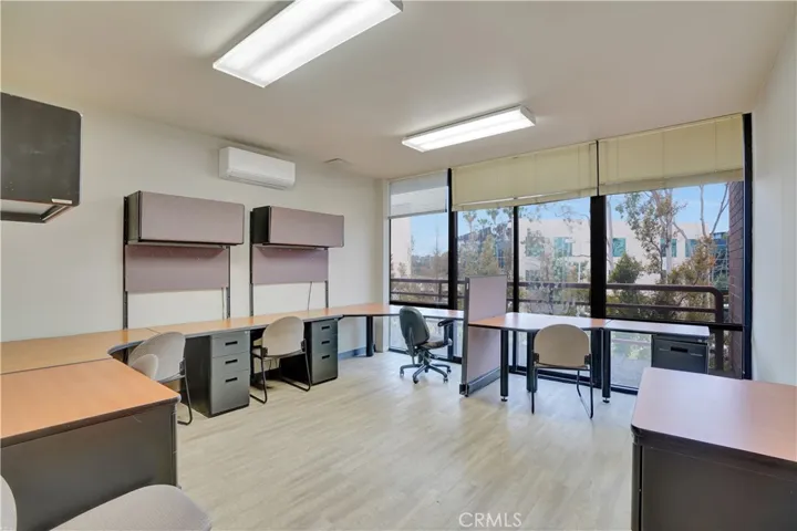 6 Upper Newport, Newport Beach, California 92660
