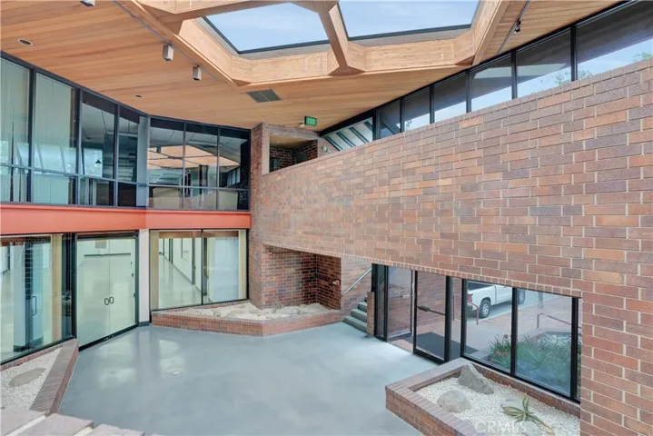 6 Upper Newport, Newport Beach, California 92660