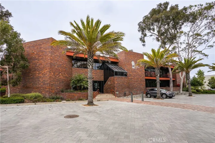 6 Upper Newport, Newport Beach, California 92660