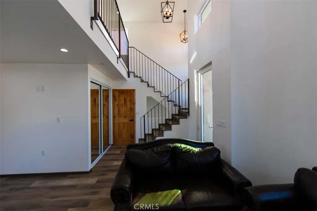 16590 Forrest Avenue, Victorville, California 92395 home-pic-15