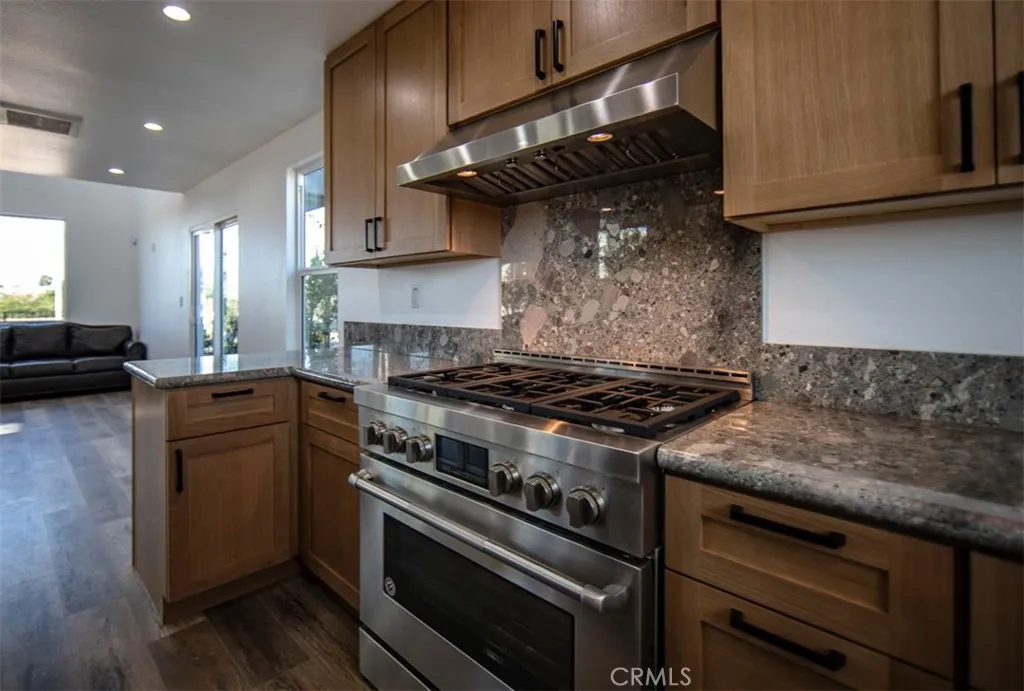 16590 Forrest Avenue, Victorville, California 92395 home-pic-13