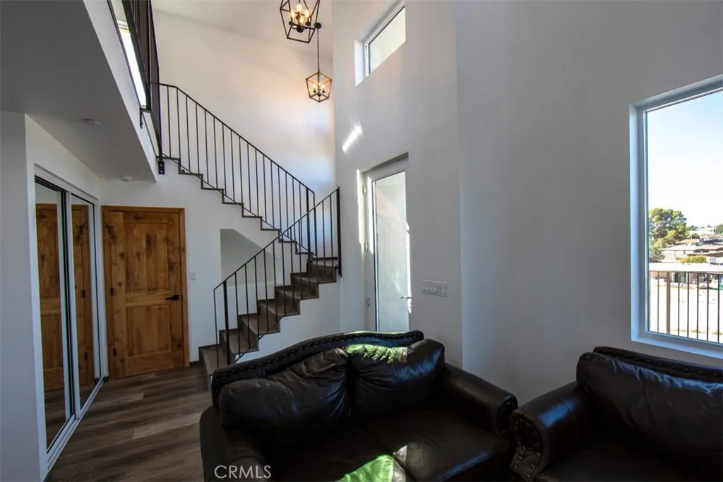 16590 Forrest Avenue, Victorville, California 92395 home-pic-17