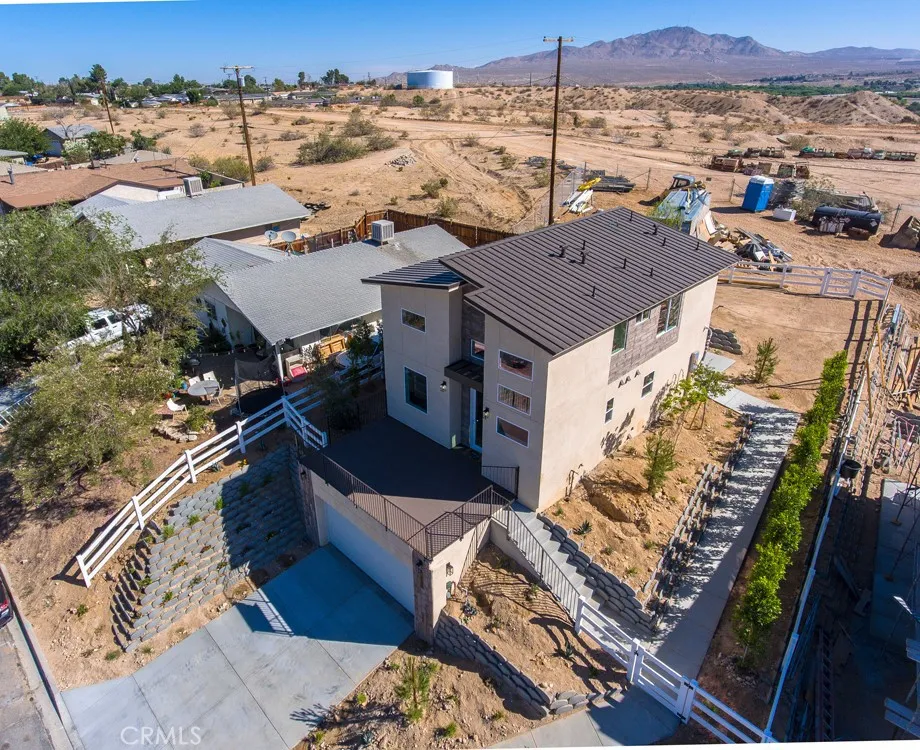 16590 Forrest Avenue, Victorville, California 92395 home-pic-41