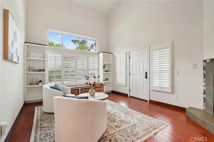 Formal Entry/Library/Living Room