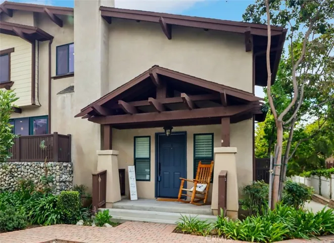 50 Esperanza Avenue A, Sierra Madre, California 91024
