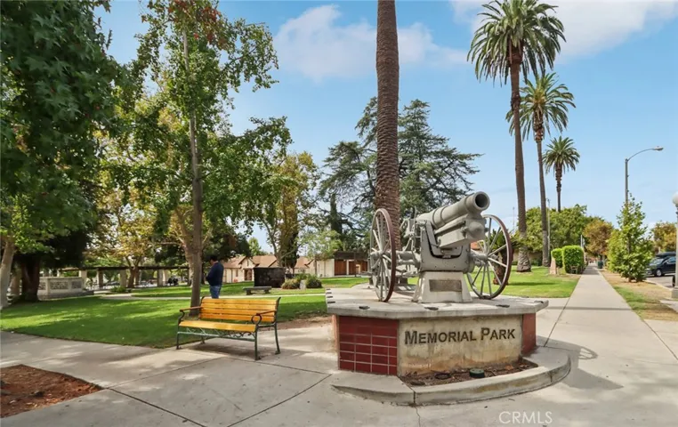 50 Esperanza Avenue A, Sierra Madre, California 91024