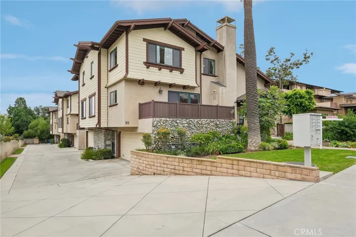 Entry Driveway