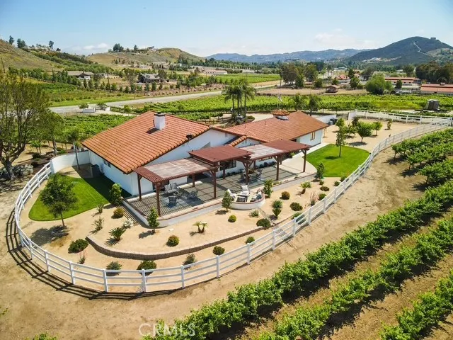 38155 Avenida La Cresta, Murrieta, California 92562