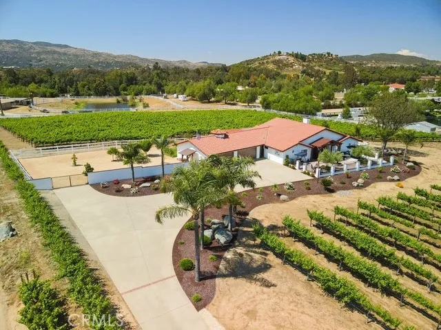 38155 Avenida La Cresta, Murrieta, California 92562