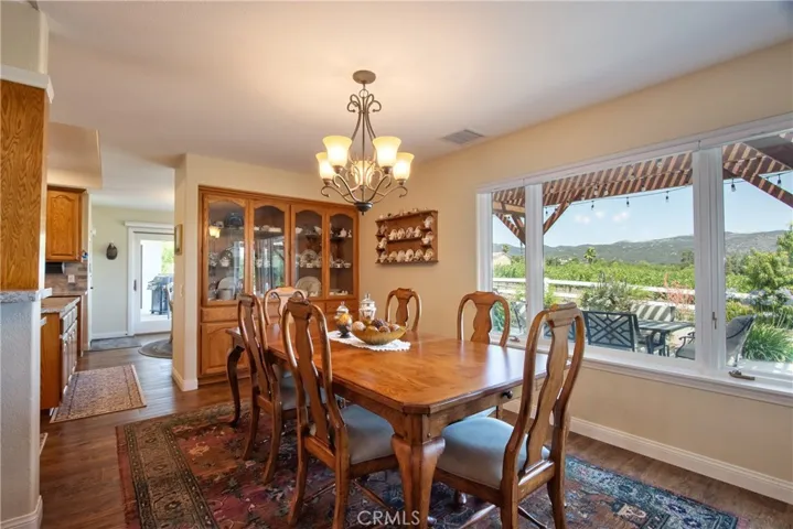 38155 Avenida La Cresta, Murrieta, California 92562