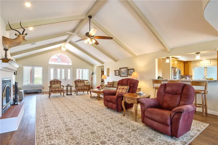 38155 Avenida La Cresta, Murrieta, California 92562