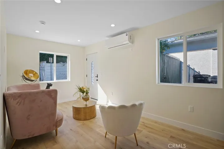 21703 Costanso, Woodland Hills, California 91364