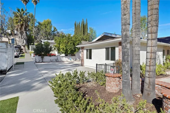 21703 Costanso, Woodland Hills, California 91364