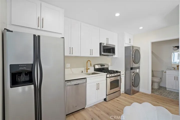 21703 Costanso, Woodland Hills, California 91364