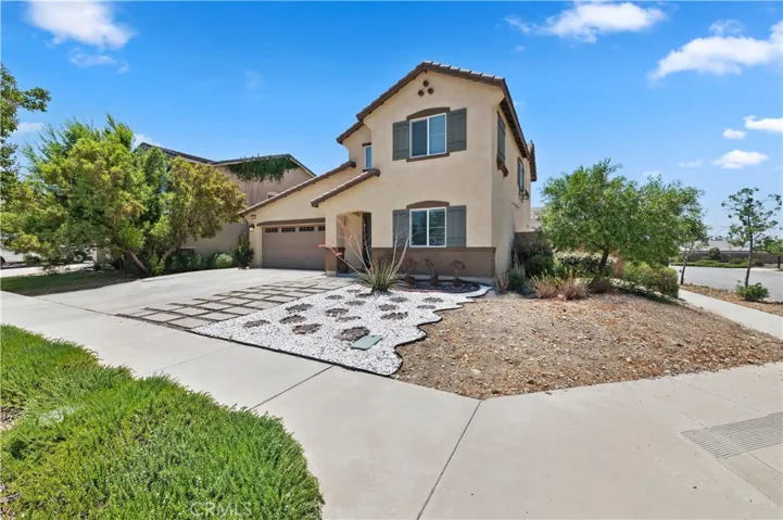 16915 Bayou Lane, Fontana, California 92336