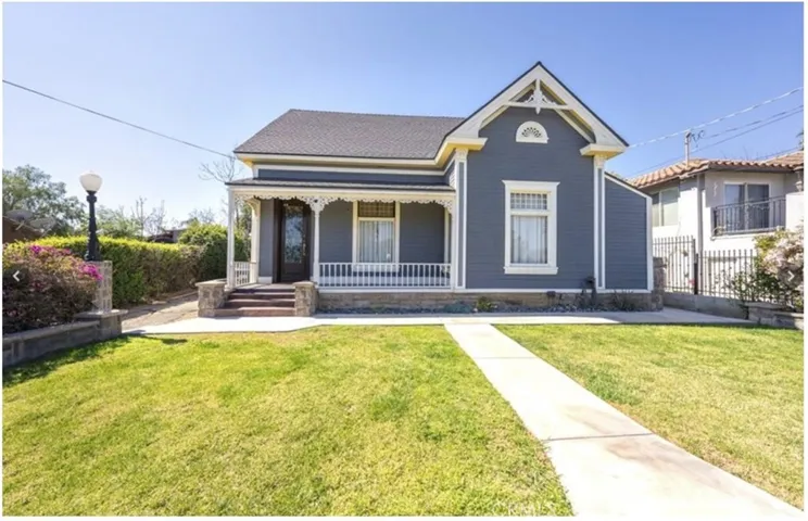 3820 Ridge Road, Riverside, California 92501
