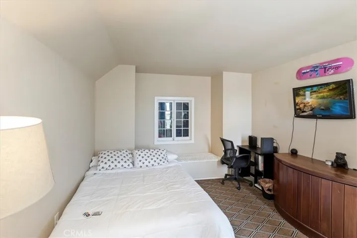 3820 Ridge Road, Riverside, California 92501