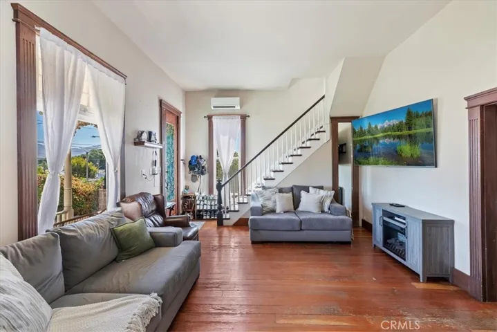 3820 Ridge Road, Riverside, California 92501
