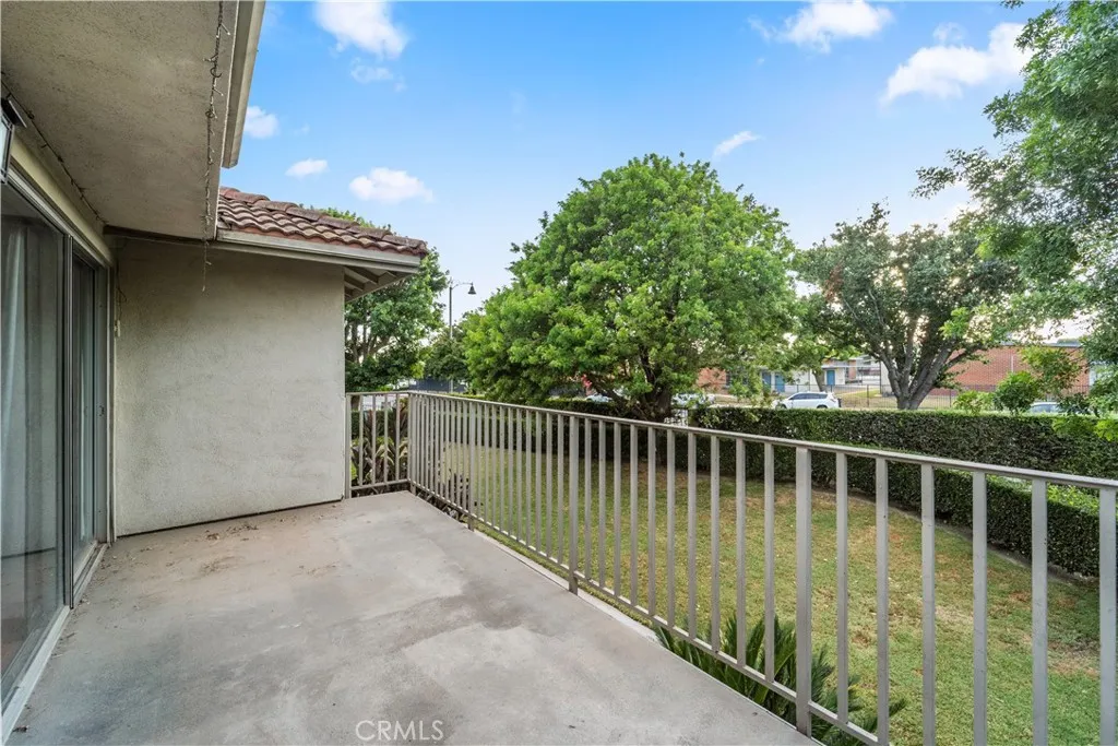 811 Cinnamon Lane, Duarte, California 91010 home-pic-18