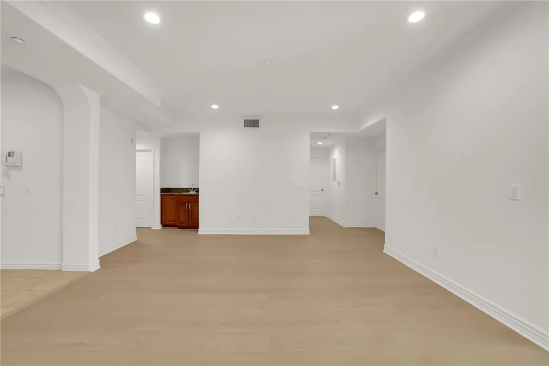 8555 Cashio Street 203, Los Angeles, California 90035 home-pic-26