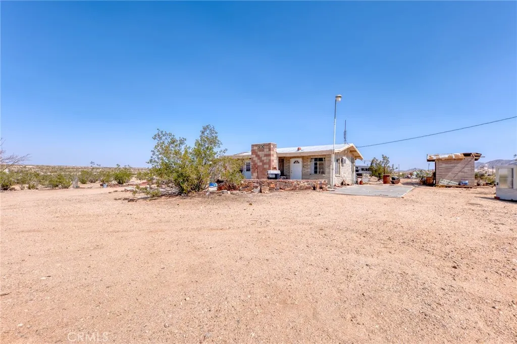 72082 Winters Road, 29 Palms, California 92277 home-pic-17