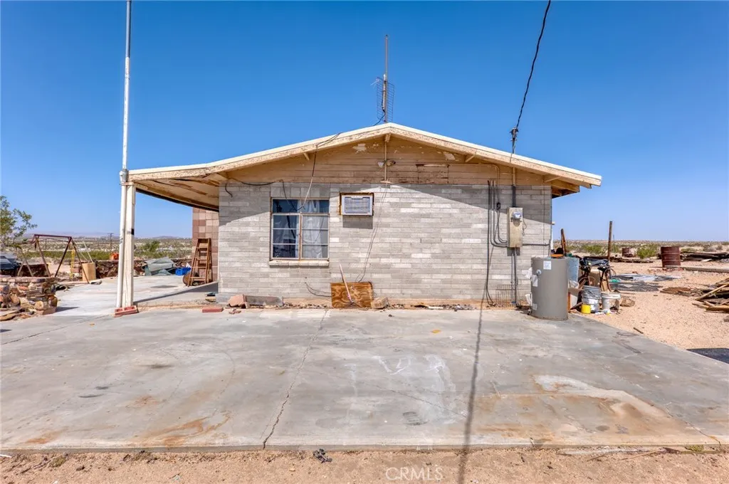 72082 Winters Road, 29 Palms, California 92277 home-pic-2