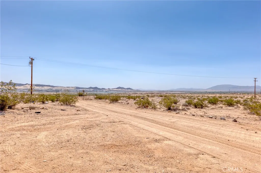 72082 Winters Road, 29 Palms, California 92277 home-pic-39