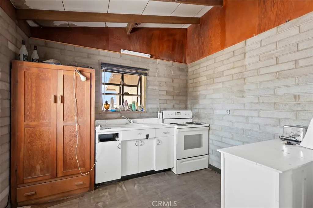 72082 Winters Road, 29 Palms, California 92277 home-pic-12