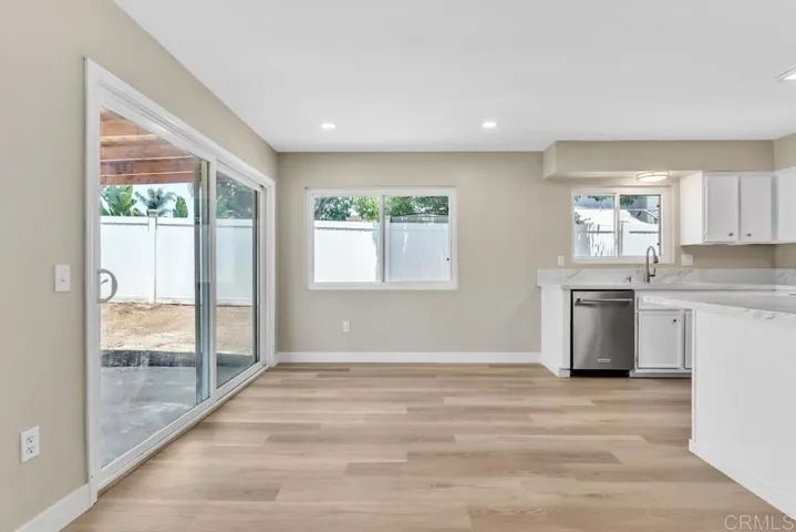 10758 Princess Arlene Drive, Santee, California 92071