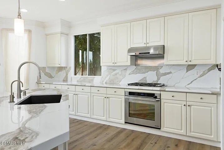 Kitchen 5