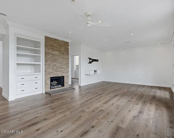 Family Room 1