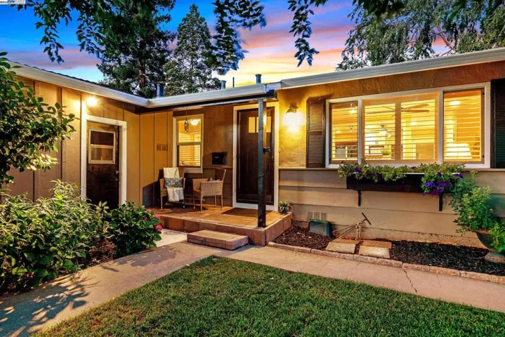 486 Hillcrest Ave, Livermore, California 94550