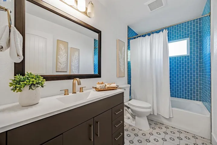 486 Hillcrest Ave, Livermore, California 94550