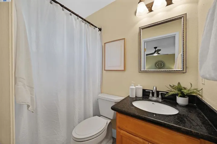 486 Hillcrest Ave, Livermore, California 94550