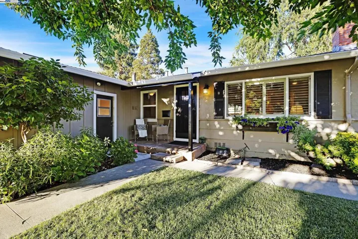 486 Hillcrest Ave, Livermore, California 94550