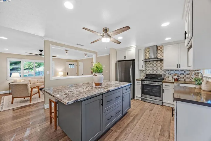 486 Hillcrest Ave, Livermore, California 94550