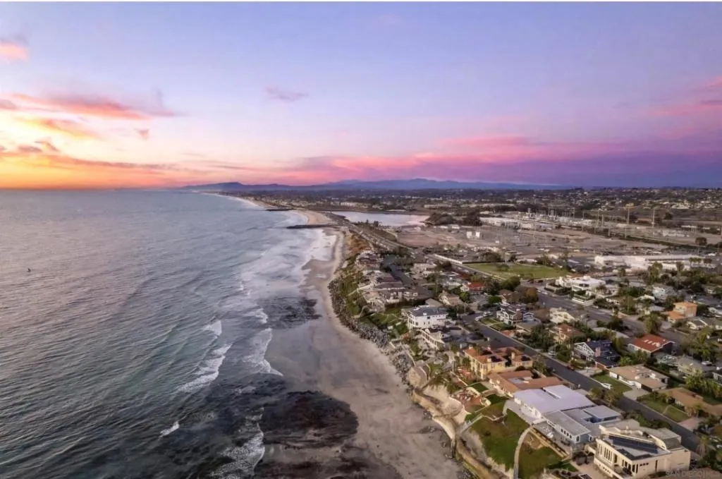 5301 Los Robles Dr, Carlsbad, California 92008 home-pic-3