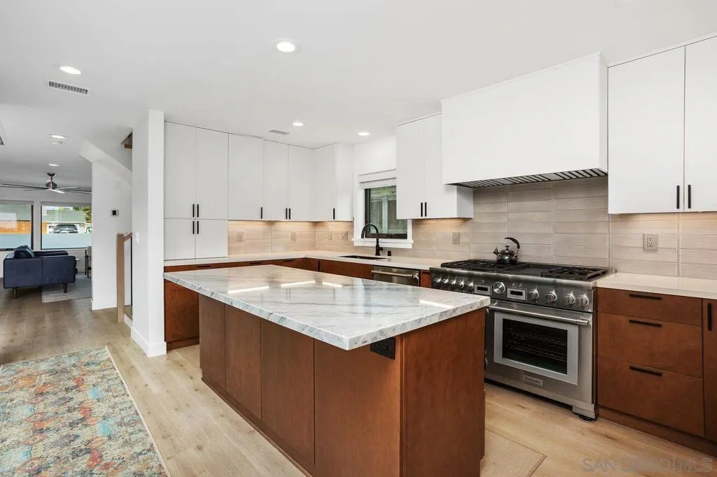 5301 Los Robles Dr, Carlsbad, California 92008 home-pic-13