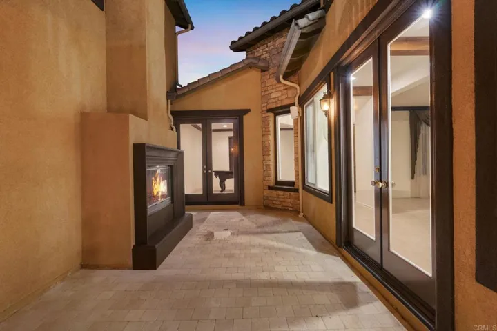 880 Summer Moon Road, San Marcos, California 92078
