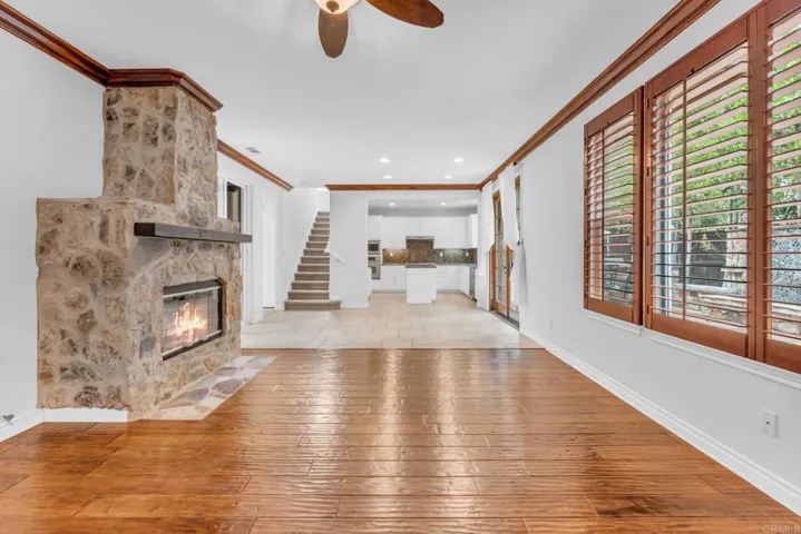 880 Summer Moon Road, San Marcos, California 92078